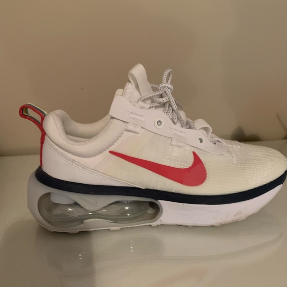 Nike Air Max (worn once) - Picture 2 of 5